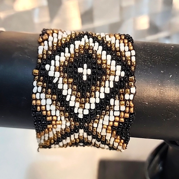 Beaded Bracelet - Picture 1 of 3